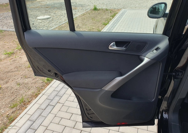 Volkswagen Tiguan cena 29500 przebieg: 194000, rok produkcji 2008 z Kostrzyn małe 704